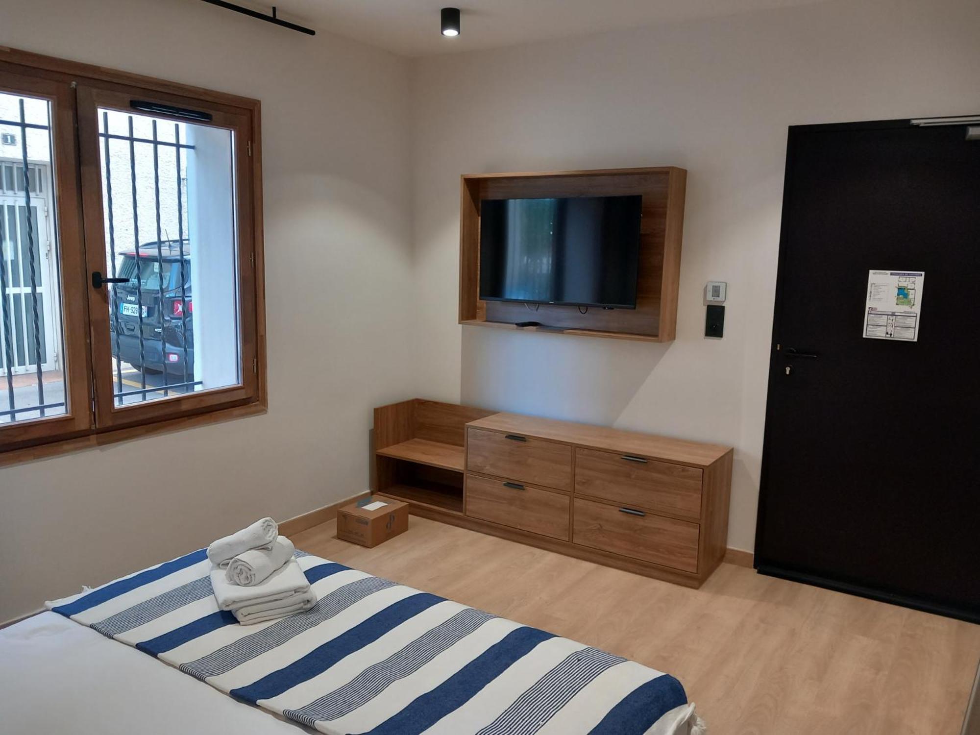 Intense Boutik-Hotel Port Vendres Exterior photo